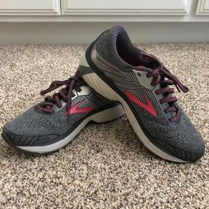 Brooks GTS 18